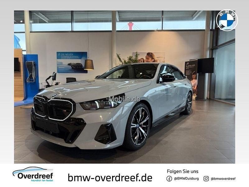 Grau Gebraucht 2025 BMW i5 Sport Line Limousine | 84.850 € - Bild 1/4