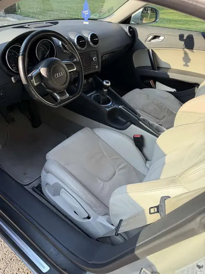 Gebraucht Audi TT 160 PS (117 kW) 2009 Grau Coupé
