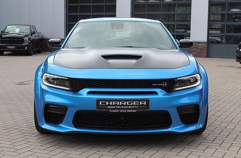 Neu Dodge Charger 492 PS (361 kW) 2025 Blau Limousine