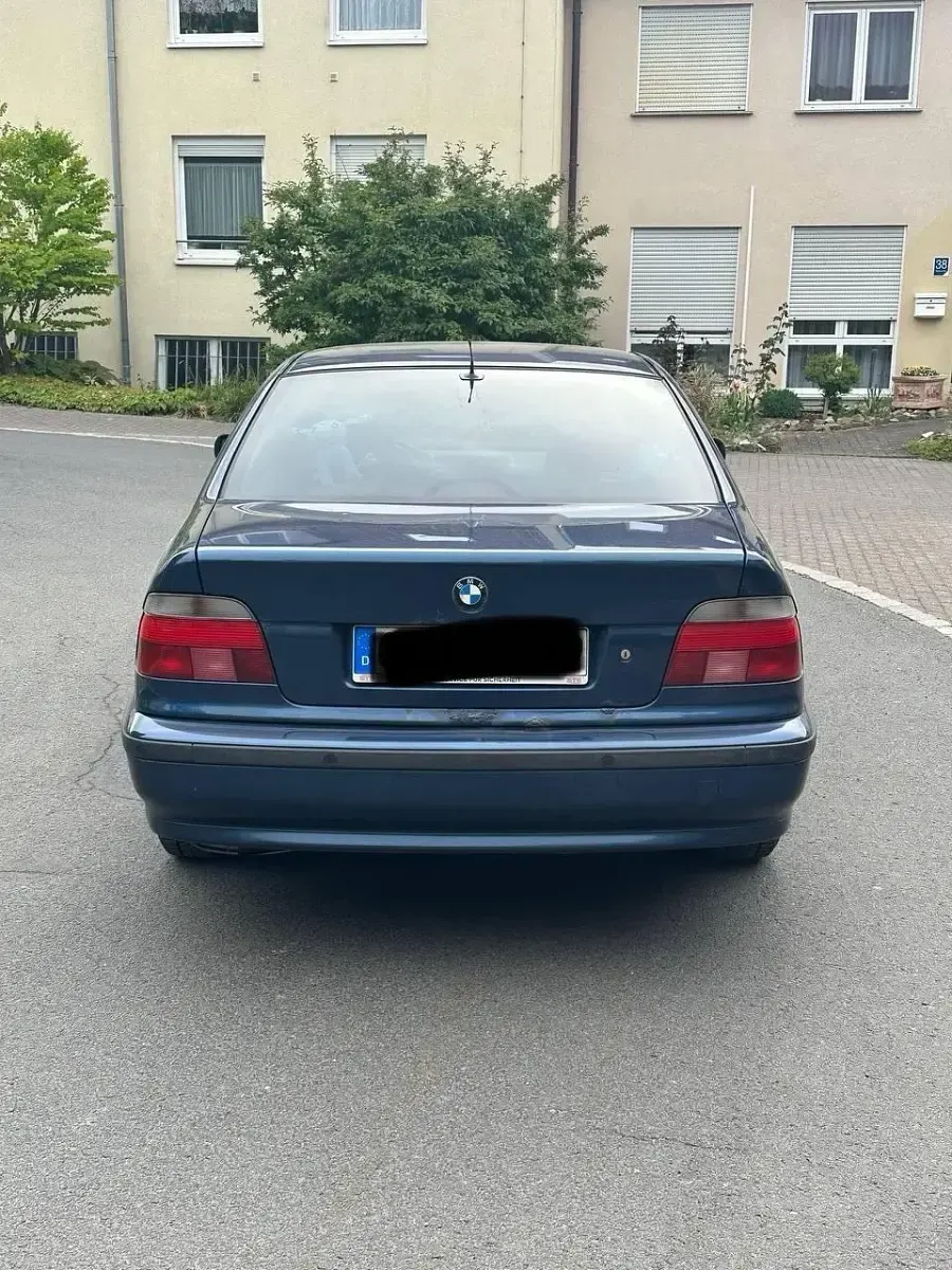 Gebraucht BMW 530 184 PS (135 kW) 2000 Blau Limousine