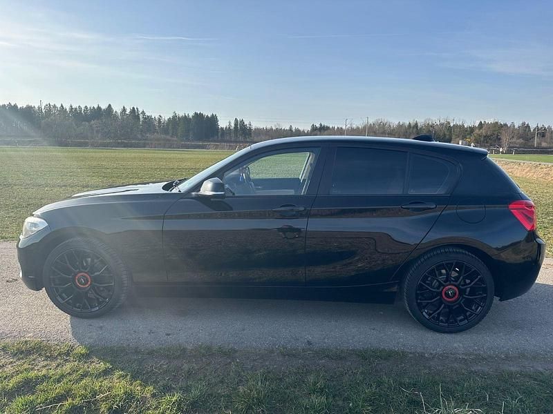 Gebraucht BMW 118 Advantage 136 PS (100 kW) 2016 Schwarz Kleinwagen