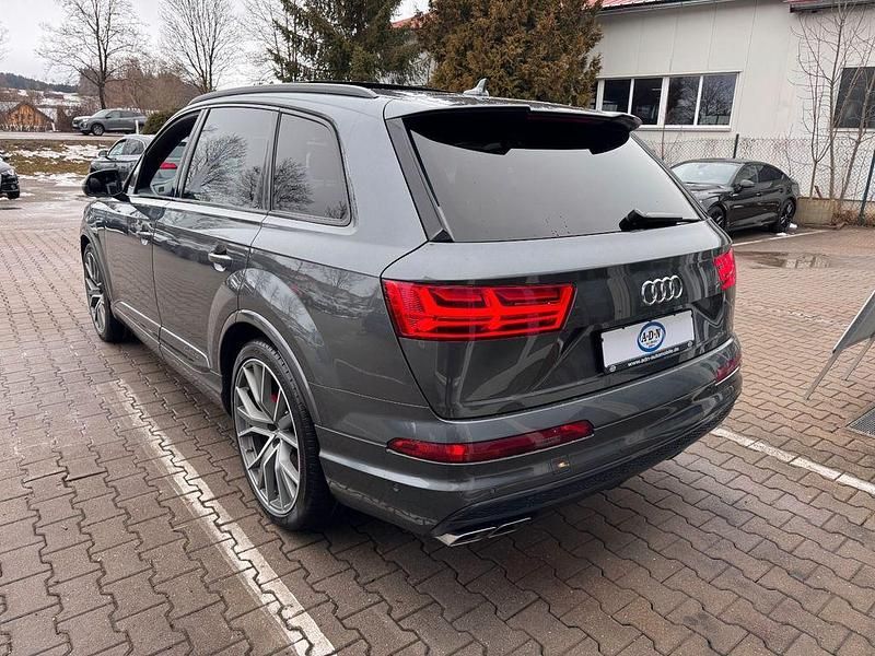 Gebraucht Audi SQ7 Sport 435 PS (319 kW) 2018 Grau SUV
