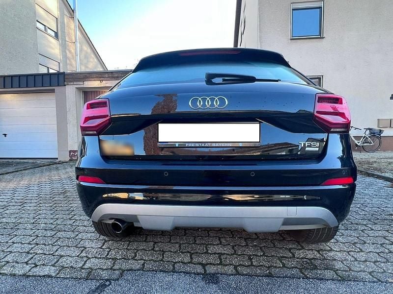 Gebraucht Audi Q2 Sport 116 PS (85 kW) 2018 Schwarz SUV