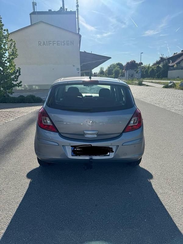 Gebraucht Opel Corsa 80 PS (58 kW) 2009 Grau Kleinwagen