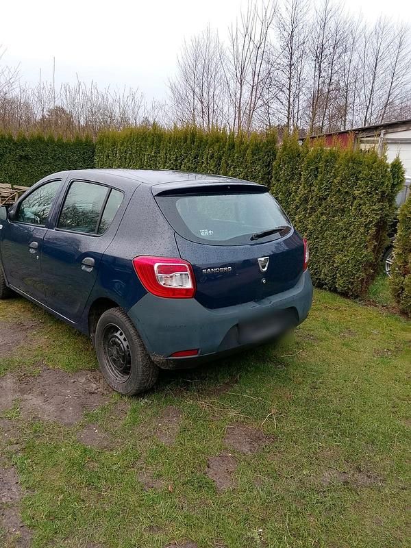 Gebraucht Dacia Sandero 75 PS (55 kW) 2015 Blau Limousine
