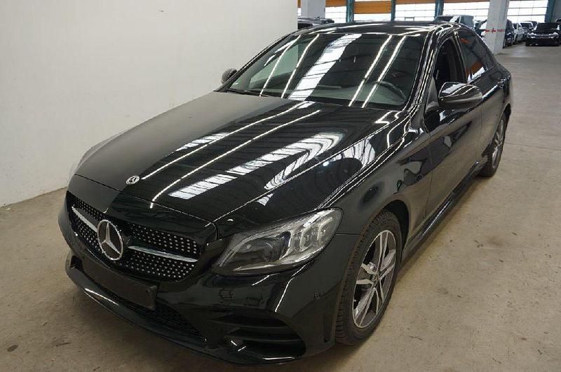 Schwarz Gebraucht 2021 Mercedes C220 AMG line Limousine | 24.900 € (Guter Preis) - Bild 1/4