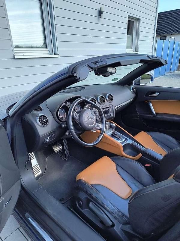 Gebraucht Audi TT Roadster 272 PS (200 kW) 2013 Blau Cabrio