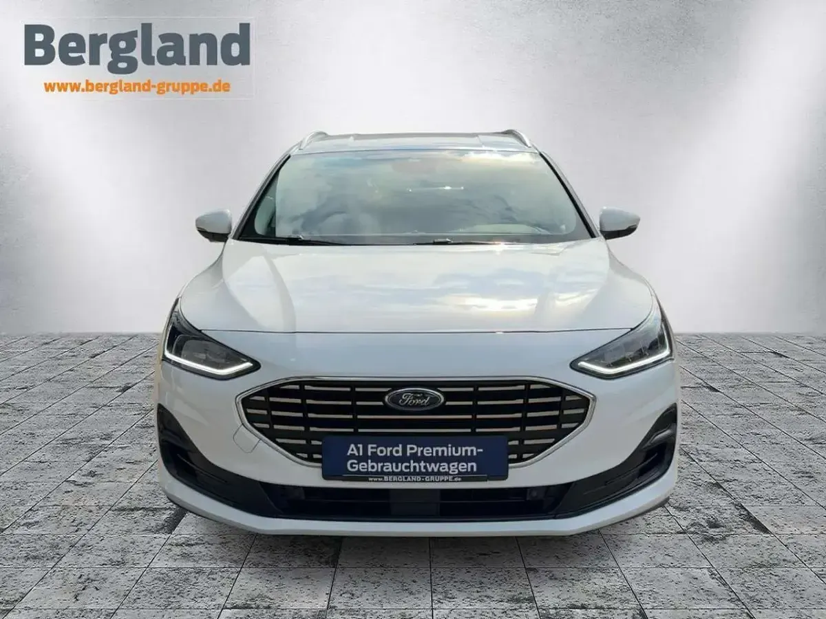 Używany Ford Focus Titanium 116 KM (85 kW) 2024 Biały Kombi