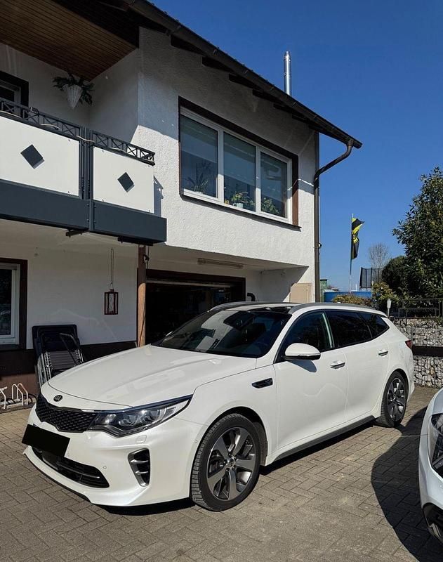Gebraucht Kia Optima GT-Line 141 PS (103 kW) 2017 Weiß Kombi
