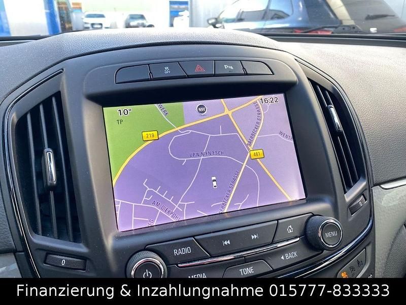 Gebraucht Opel Insignia 163 PS (119 kW) 2014 Weiß Kombi