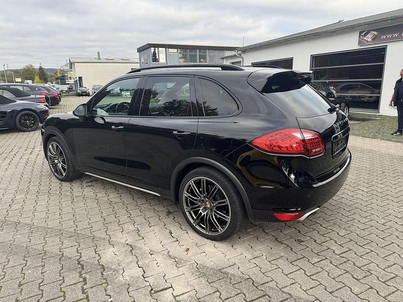 Gebraucht Porsche Cayenne 239 PS (175 kW) 2011 Schwarz SUV