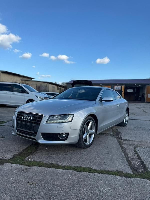Gebraucht Audi A5 Design 211 PS (155 kW) 2010 Silber Coupé