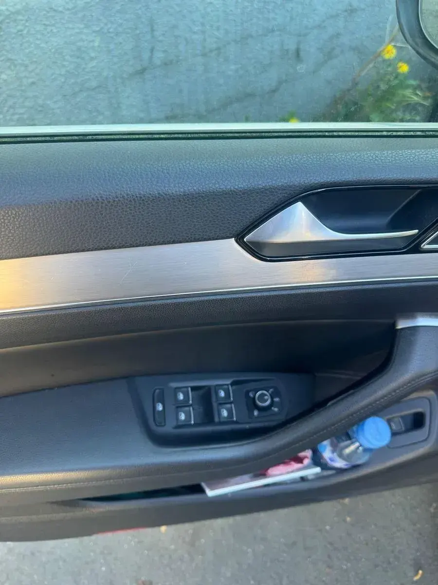 Gebraucht VW Passat Highline 150 PS (110 kW) 2017 Grau Kombi