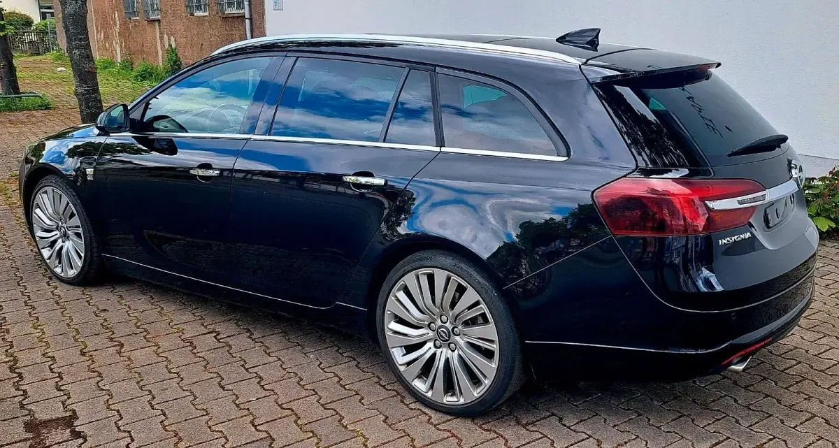 Gebraucht Opel Insignia OPC 250 PS (183 kW) 2017 Schwarz Kombi