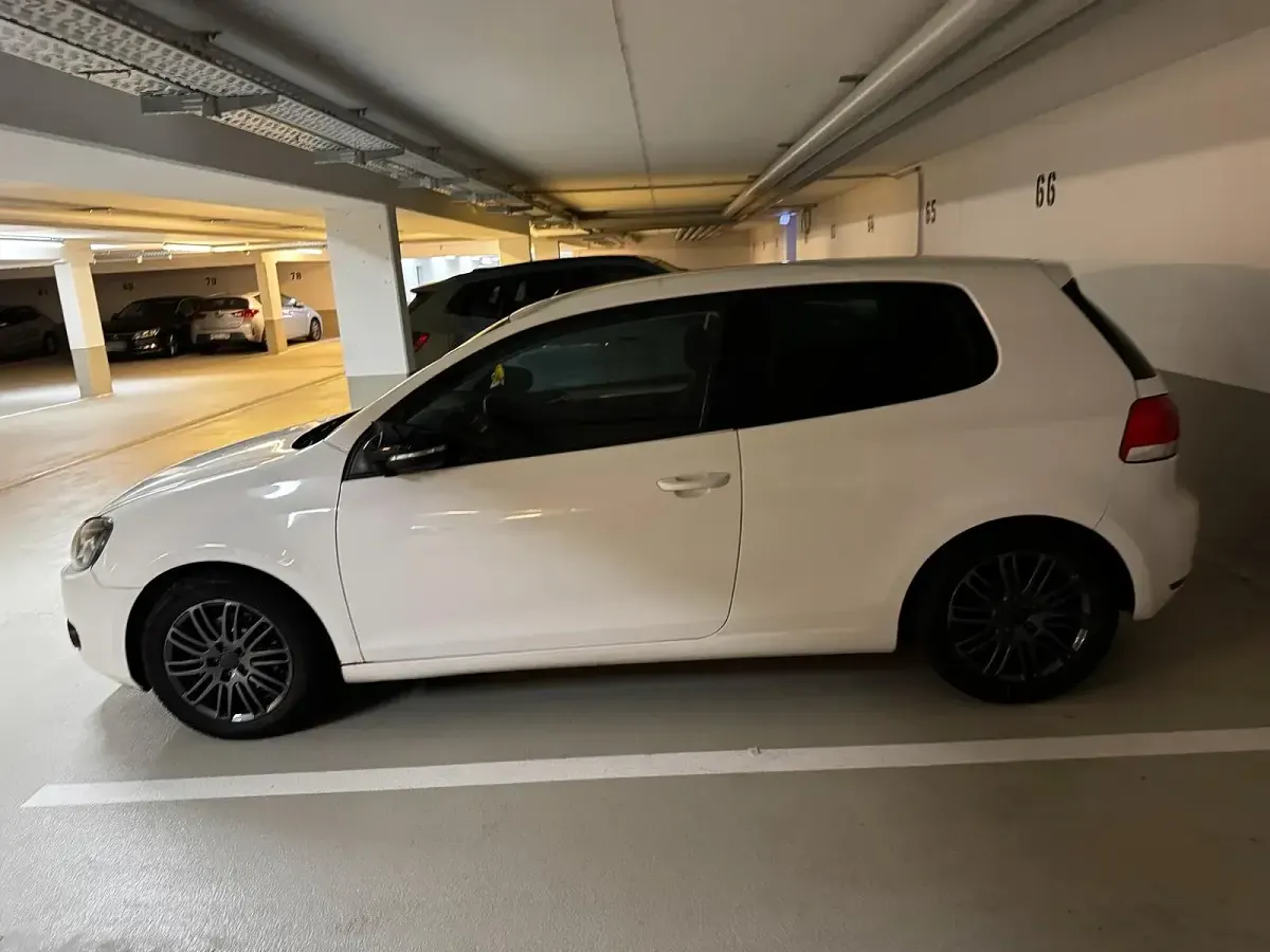 Second-hand VW Golf VI 80 CP (58 kW) 2009 Alb Hatchback