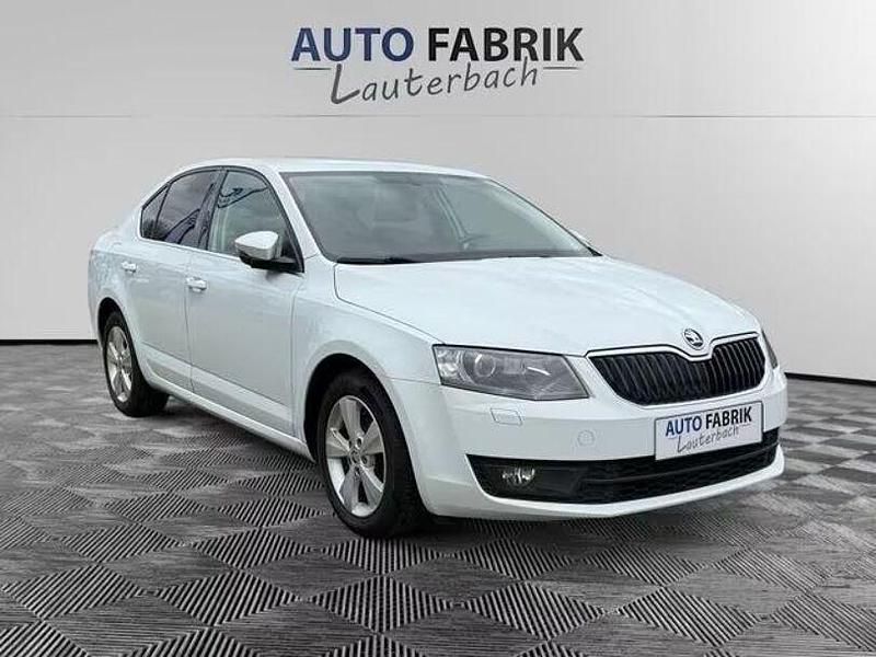 Second-hand Skoda Octavia Style 116 CP (85 kW) 2016 Alb Berlinǎ