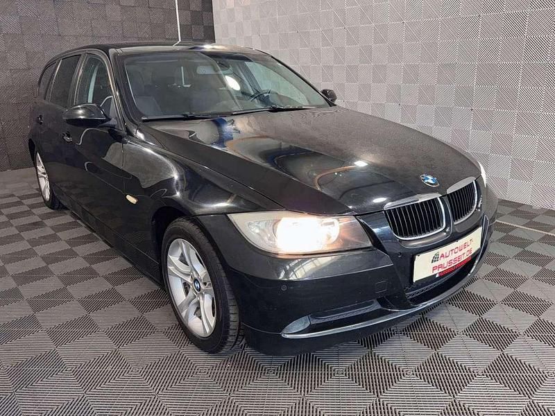 Schwarz Gebraucht 2008 BMW 320 Advantage Kombi | 3.940 € (Guter Preis) - Bild 1/4