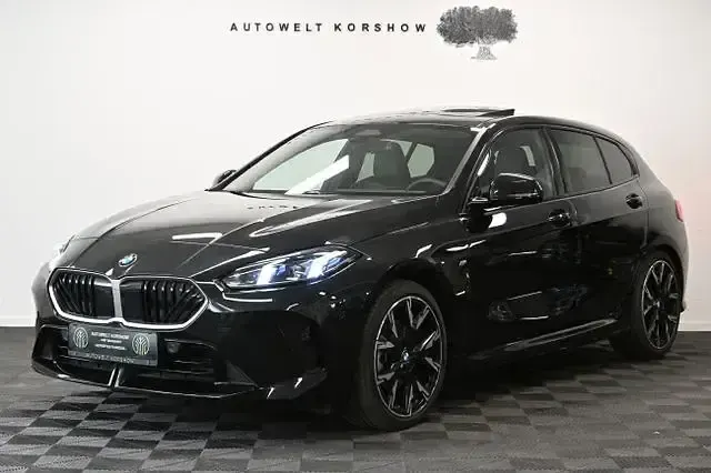 Gebraucht BMW 118 M Sport 150 PS (110 kW) 2025 Schwarz Kleinwagen