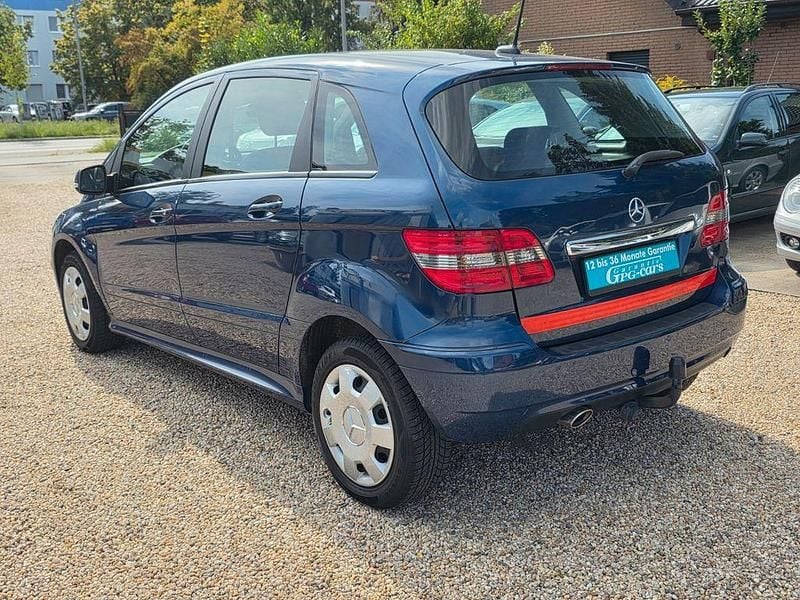 Gebraucht Mercedes B170 116 PS (85 kW) 2009 Blau Van / Kleinbus
