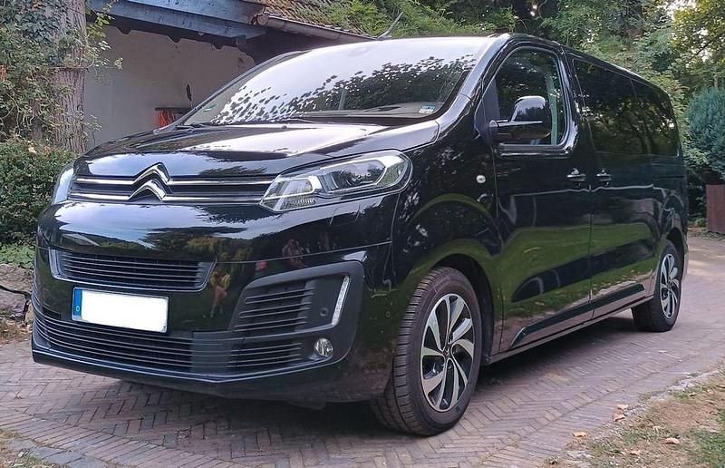 Schwarz Gebraucht 2016 Citroën Spacetourer Shine Van | 24.900 € (Guter Preis) - Bild 1/4