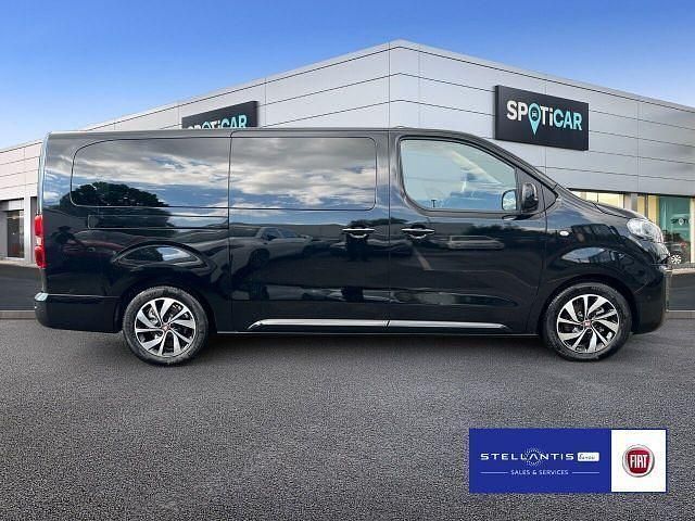 Neu Fiat E-Ulysse Lounge 100 kW (136 PS) 2025 Schwarz Van / Kleinbus