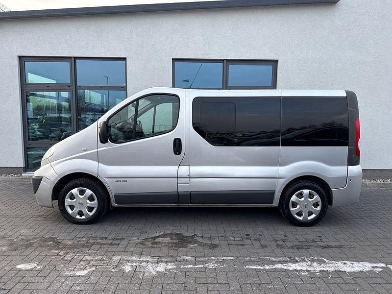 Gebraucht Nissan Primastar 114 PS (83 kW) 2011 Silber Van / Kleinbus