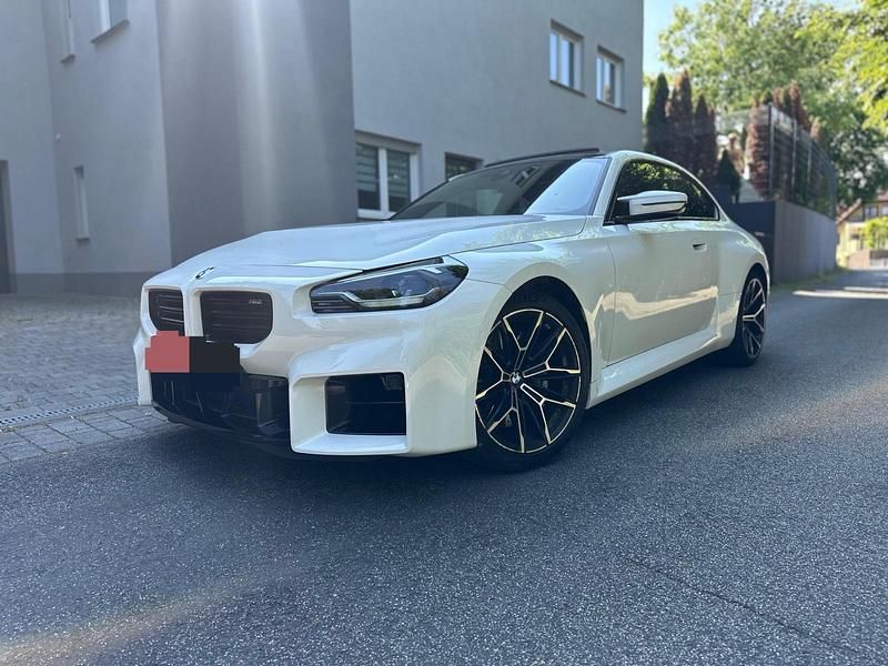 Weiß Gebraucht 2023 BMW M2 Shadowline Coupé | 56.900 € - Bild 1/1