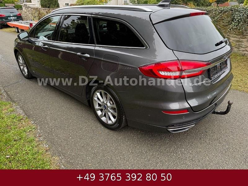 Gebraucht Ford Mondeo Titanium 190 PS (139 kW) 2020 Grau Limousine