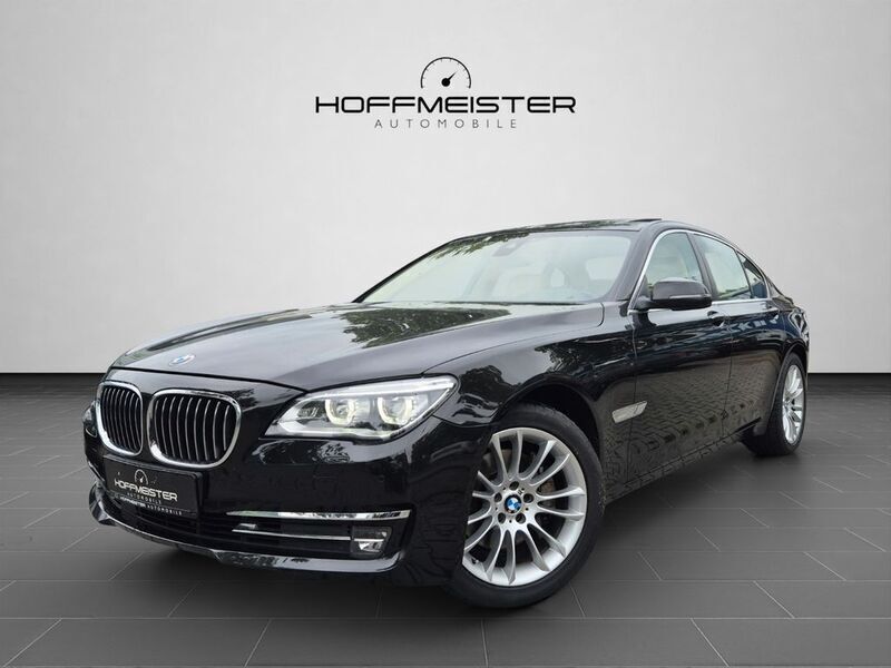 Schwarz Gebraucht 2013 BMW 740 Limousine | 18.400 € (Fairer Preis) - Bild 1/4