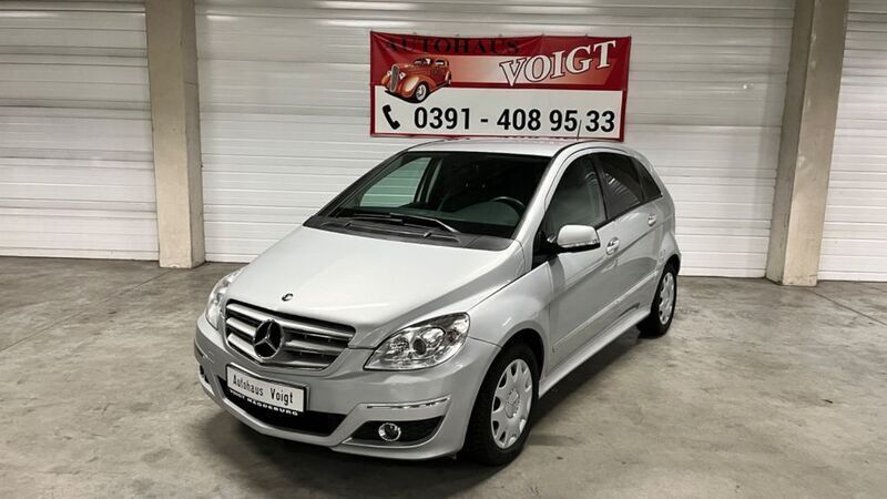 Silber Gebraucht 2009 Mercedes B200 Van / Kleinbus | 8.998 € (Teuer) - Bild 1/4
