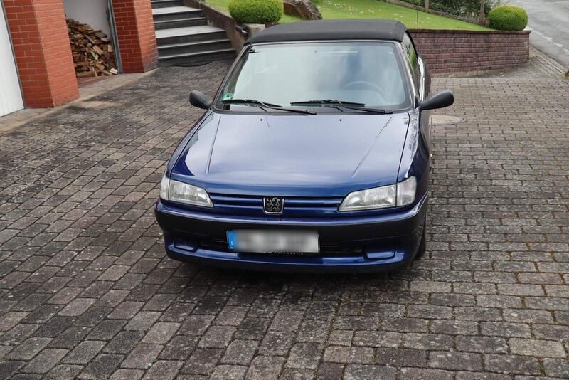 Blau Gebraucht 1997 Peugeot 306 Cabriolet Cabrio | 4.400 € (Fairer Preis) - Bild 1/4