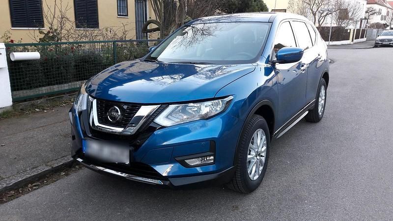 Blau Gebraucht 2017 Nissan X-Trail SUV | 12.500 € (Superpreis) - Bild 1/3