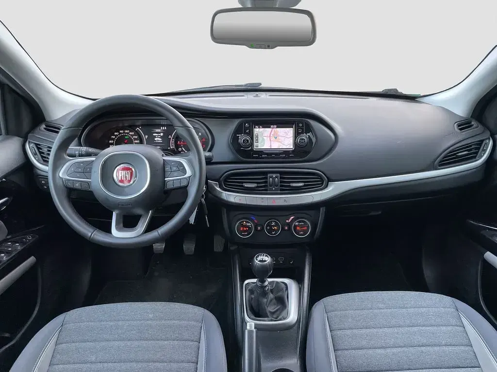 Gebraucht Fiat Tipo Lounge 95 PS (69 kW) 2016 Colore esterno Limousine