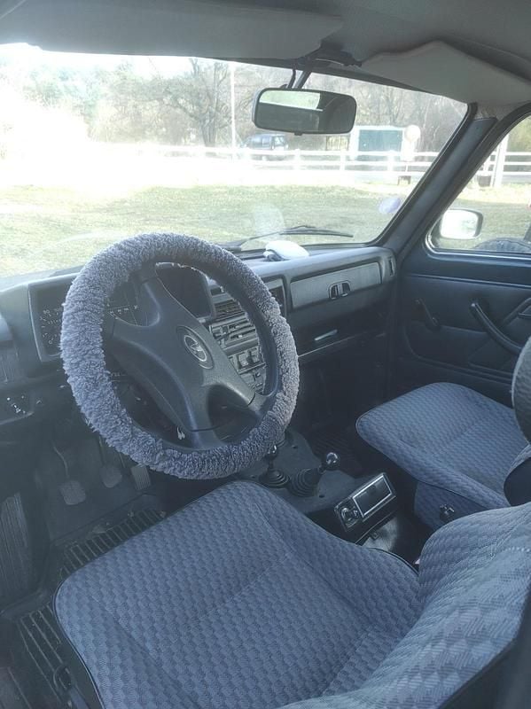 Gebraucht Lada niva 82 PS (60 kW) 2005 Grün SUV