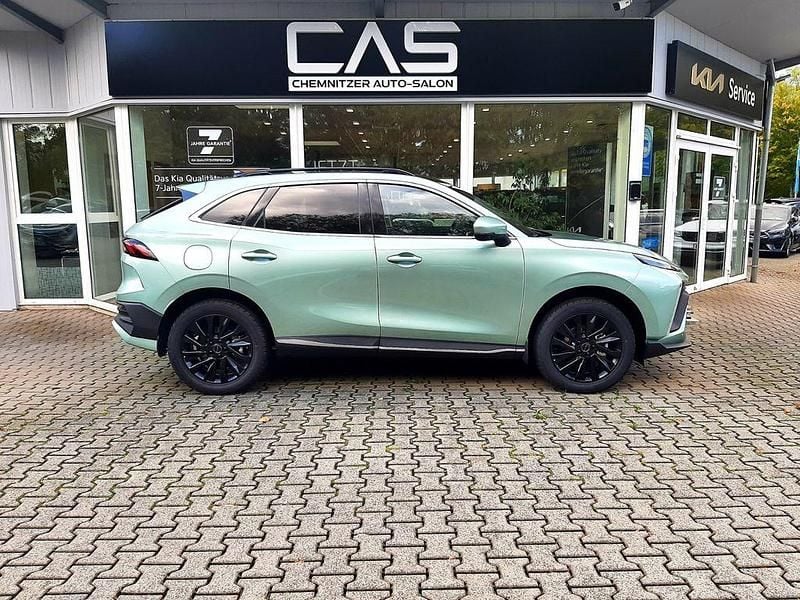 Neu DFSK Forthing 5 177 PS (130 kW) 2026 Grün SUV