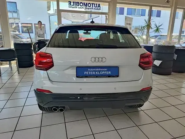 Gebraucht Audi Q2 Comfort 150 PS (110 kW) 2019 Weiß SUV