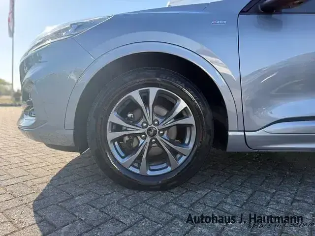 Gebraucht Ford Kuga ST-Line 150 PS (110 kW) 2022 Silber SUV