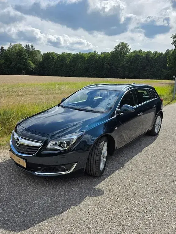 Gebraucht Opel Insignia 170 PS (125 kW) 2016 Grün Kombi