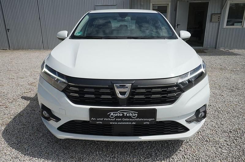 Gebraucht Dacia Sandero Comfort 91 PS (66 kW) 2022 Weiß Limousine