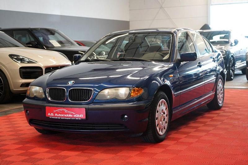 Blau Gebraucht 2003 BMW 318 Limousine | 4.950 € (Etwas zu teuer) - Bild 1/4