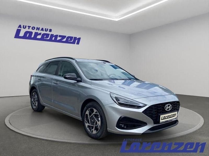 Gebraucht Hyundai i30 Advantage 101 PS (74 kW) 2024 Grau Kombi