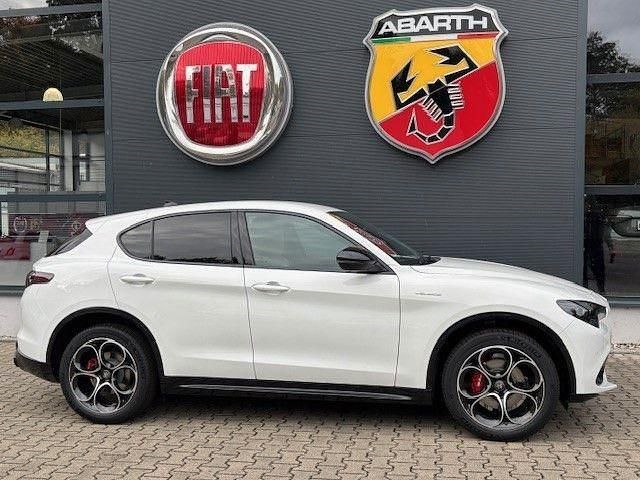 Weiß Neu 2025 Alfa Romeo Stelvio Veloce SUV | 59.390 € (Guter Preis) - Bild 1/4
