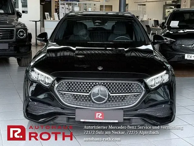 Gebraucht Mercedes E220 AMG 197 PS (144 kW) 2024 Black metallic Kombi