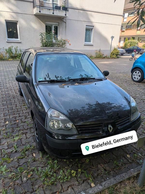 Schwarz Gebraucht 2004 Renault Clio II Limousine | 500 € (Superpreis) - Bild 1/4