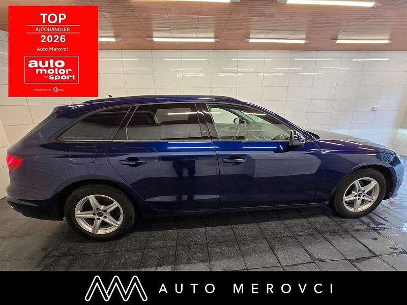 Gebraucht Audi A4 Sport 136 PS (100 kW) 2023 Navarrablau Kombi