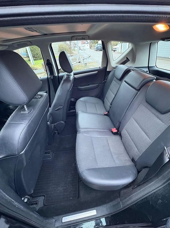 Gebraucht Mercedes A160 Avantgarde 95 PS (69 kW) 2010 Schwarz Van / Kleinbus