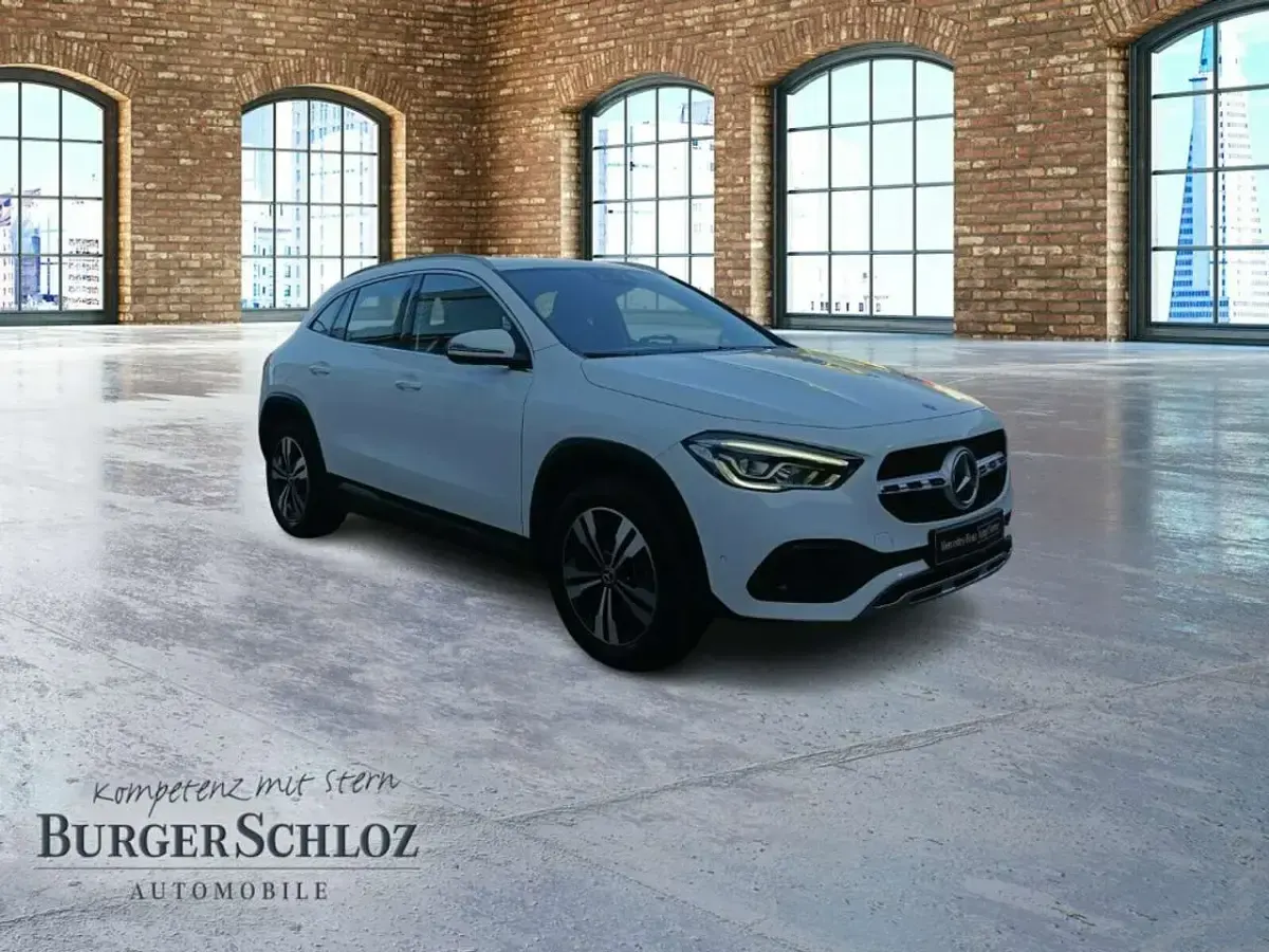 Gebraucht Mercedes GLA220 190 PS (139 kW) 2020 Unilack polarweiß SUV