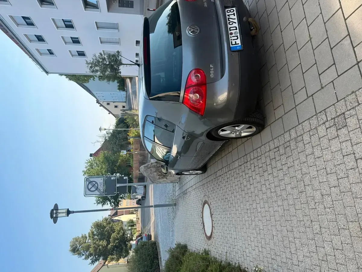 Gebraucht VW Golf VI 140 PS (102 kW) 2008 Grau Kleinwagen