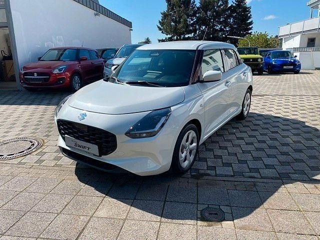 Neu Suzuki Swift Comfort 82 PS (60 kW) 2026 Weiß Kleinwagen