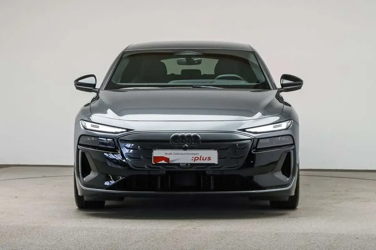 Gebraucht Audi A6 e-tron S-Line 210 kW (286 PS) 2025 Daytonagrau perleffekt Kombi